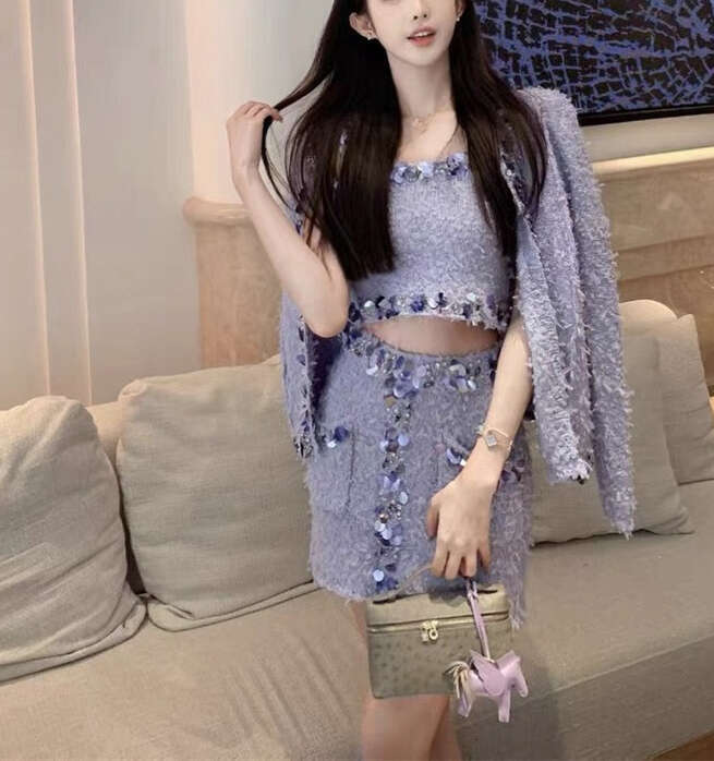 A1 2026 autumn and winter elegant women's fashion design sequins eye-catching outerwear vest skirt knitted three piece set