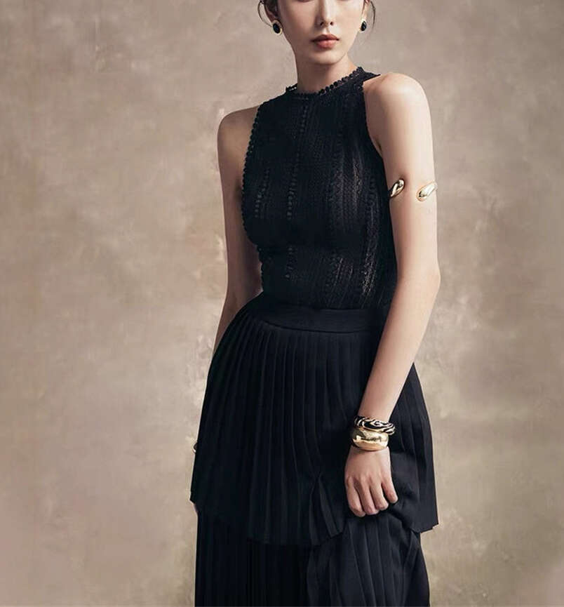 2026 Spring/Summer Women's Designer Style Elegant Goddess Sleeveless Tank Top Layered Long Skirt Set