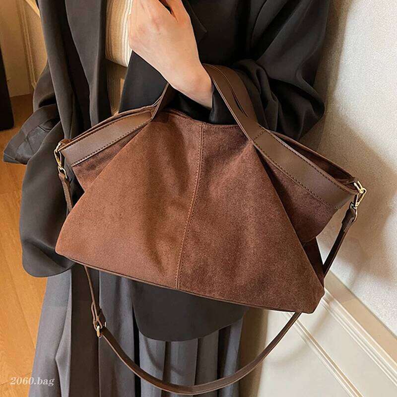 Retro Suede Handbag Autumn Winter Women's New Versatile Travel One Shoulder Bags Casual Large Capacity Commuter Tote Bag XJ260306