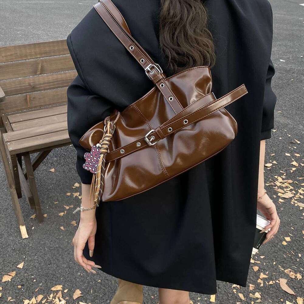Korean-Style Casual Waxed Leather Large-Capacity Tote Bag, Fashionable Shoulder for Women, Simple and Versatile Underarm Bag XJ260306