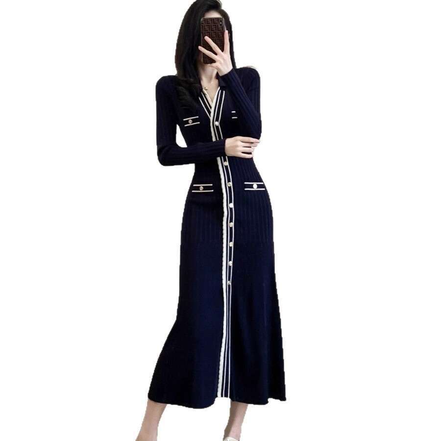 2026 designer French women's dress new waistband long sleeved slit knitted retro long skirt