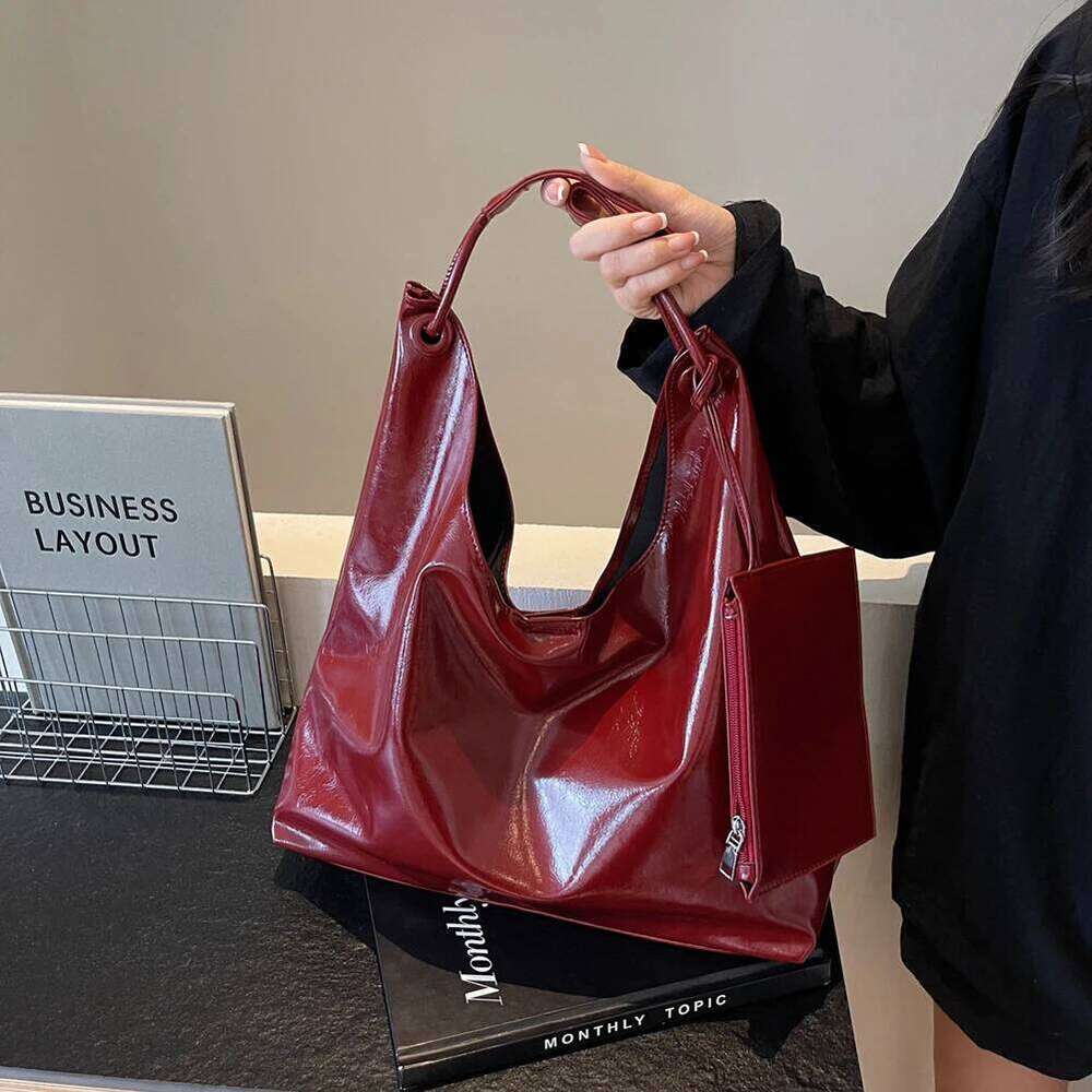 Retro PU Women's Shoulder Large Capacity Commuting Handbag with Small Purse High Quality Ladies Underarm Casual Tote Bag XJ260306