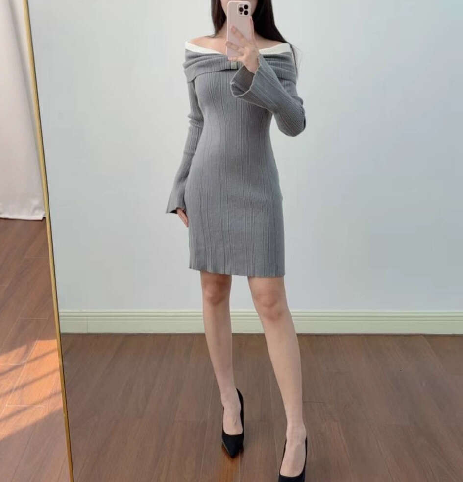 2026 Spring and Autumn Soft and Elegant Bow Off Shoulder Contrast Knitted Waist Bell Sleeve Dress