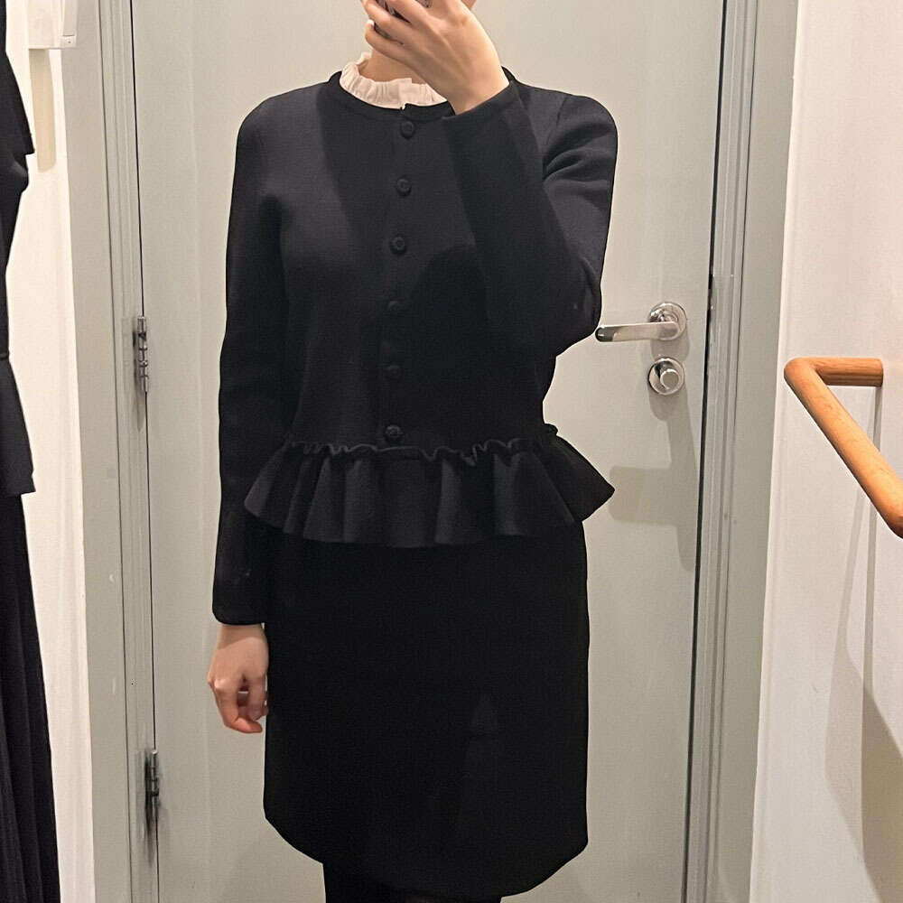 2026 Spring/Autumn New Designer Elegant French Fashion Ruffle Border Collar Long Sleeve Knitted Short Cardigan Top