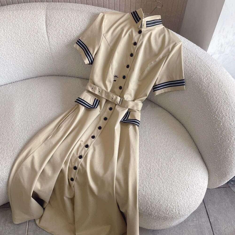 2026 Spring and Summer New Designer Fashion Women's Casual Ribbed Collar Women's Short sleeved Dress with Belt