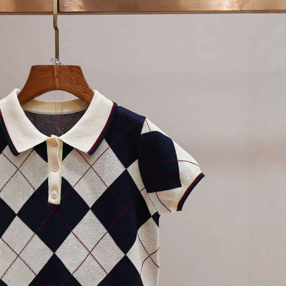 2026 designer high-end women's clothing spring and summer new collection, Korean casual diamond pattern lapel top and knitted skirt set