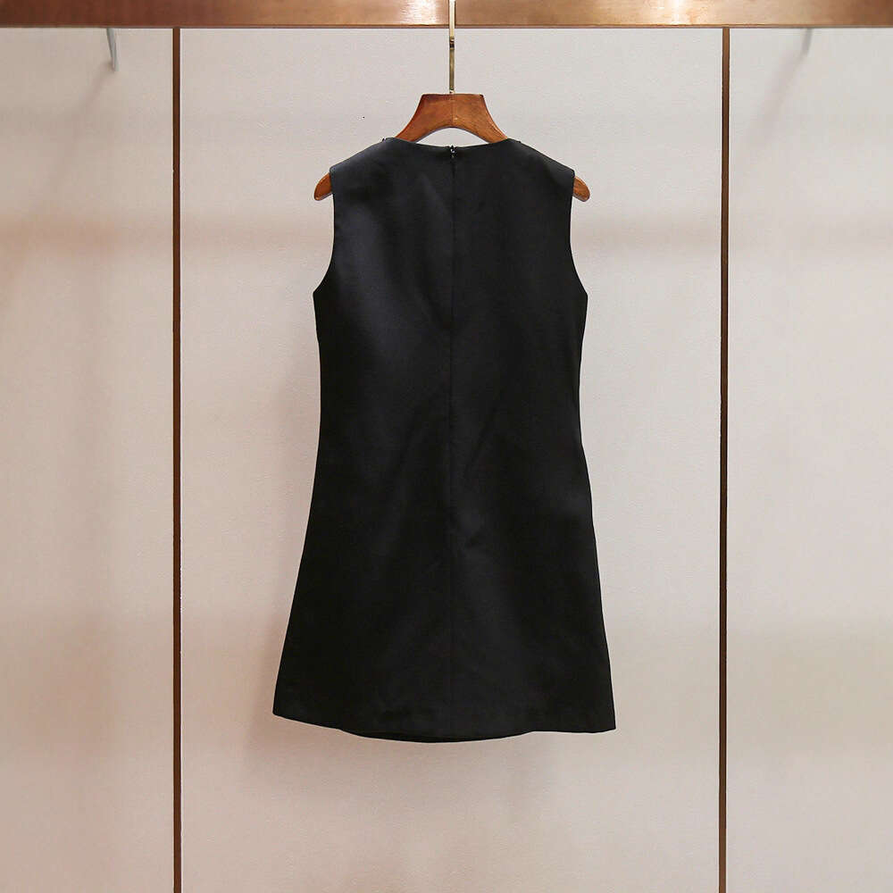 2026 Spring and Summer New High end Elegant Round Neck Thick Beaded Sleeveless A-line Slimming Dress for Children