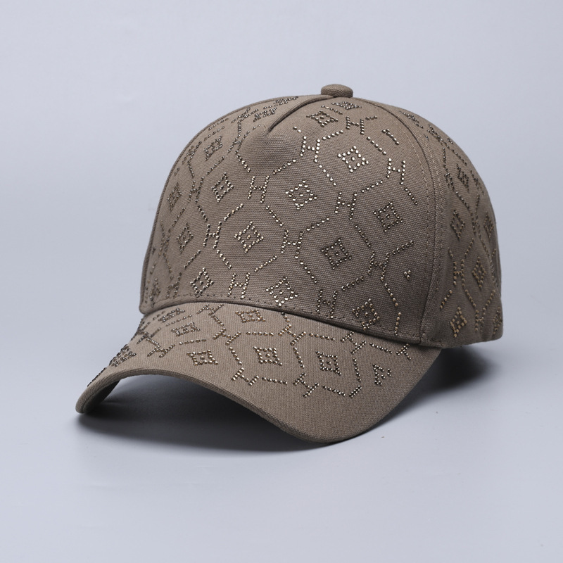 2026 New Designer Luxury Brand Women's Baseball Cap With European And American Fashion Style Crystal Small Logo Hard Brim Decoration Beak-shaped 