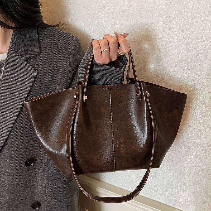 Women's Soft Leather Tote Large Capacity Single Shoulder Handbag for Daily Commute Work Casual 2025 Fashion Underarm Bag XJ260306