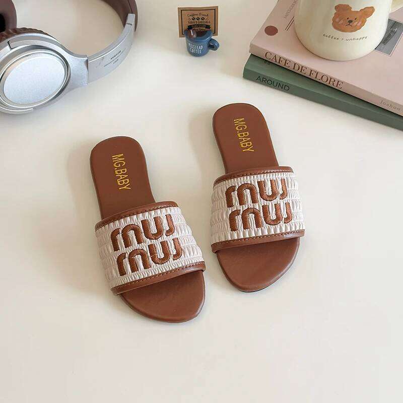 Girls Summer New Casual Wear Resistant Waterproof Children Vacation Retro Flat Beach Slippers Mujer De Zapatillas