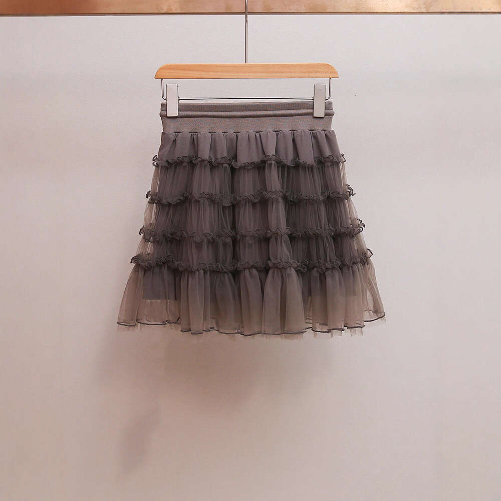 2026 designer high-end women's clothing autumn and winter new sweet style ruffle edge border mesh patch fluffy A12 cake skirt