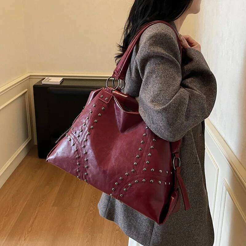 Retro Trendy Rivet Fashionable Tote for Woman Shoulder Bags Large Capacity Designer Bag Purse and Handbags XJ260306