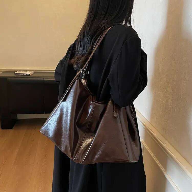 Tote handag 2025 autumn and winter new women's fashion trend Korean-style commuting large capacity shoulder bag XJ260306