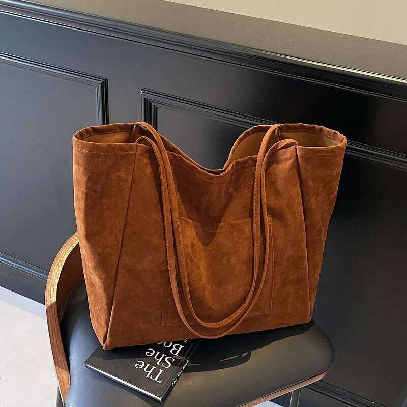 Retro Large Capacity Tote Women's 2025 Autumn Winter New Versatile Underarm Commuter Casual Office Ladies Bag Purses XJ260306
