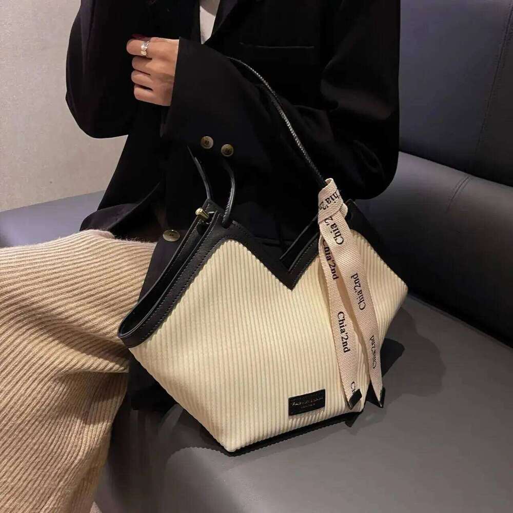 Korean Style Big Women's Casual All-match Canvas Commuter Shoulder Student Tote Bag XJ260306