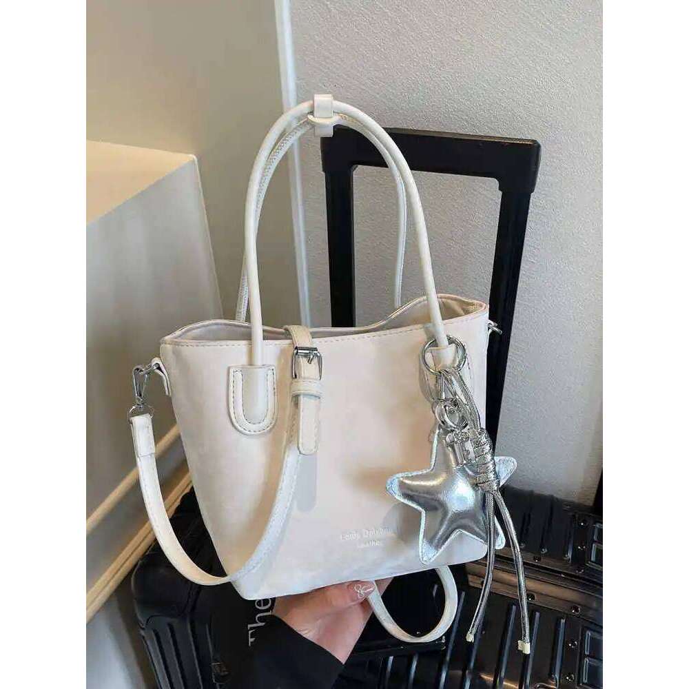 French Retro Bucket Handbag for Women Autumn Winter New Suede Casual One Shoulder Bags Chic Commute Crossbody Bag with Pendant XJ260306