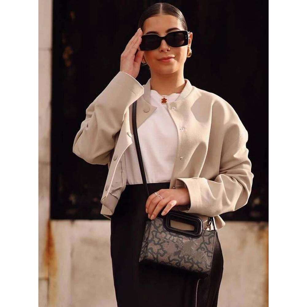 Bomber Light Pink Black Collar Jacket Women's Fashion Long Sleeve New Short Coat AKIKIYU