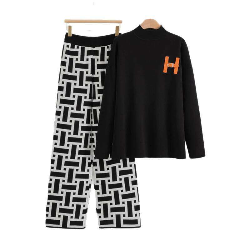 Women Autumn Fashion Color Collision Two-Piece Set O-Neck Loose Sleeved Split Top And High Waist Wide Leg Pants Outfit Luanyun Luanyun
