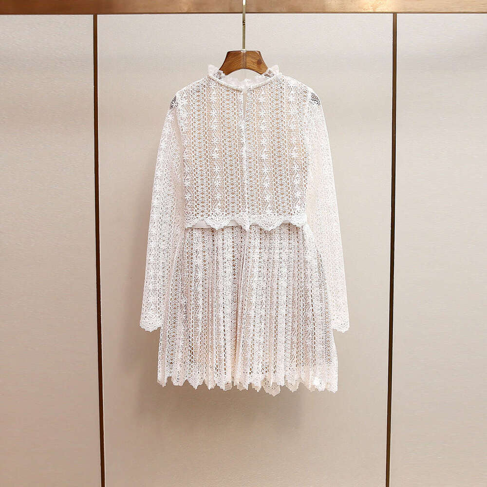 2026 Autumn/Winter New Elegant High end Social Style Heavy duty Water soluble Lace Fake Two piece Waist Dress Short Skirt