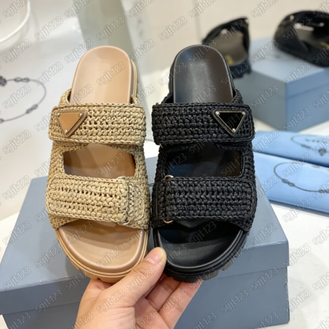 Luxury Designer Raffia Straw Weave Slides Casual Flat Sandals for Women & Men Triangle Logo Beach Pool Slippers Platform Comfort Slide Sandals 35-42