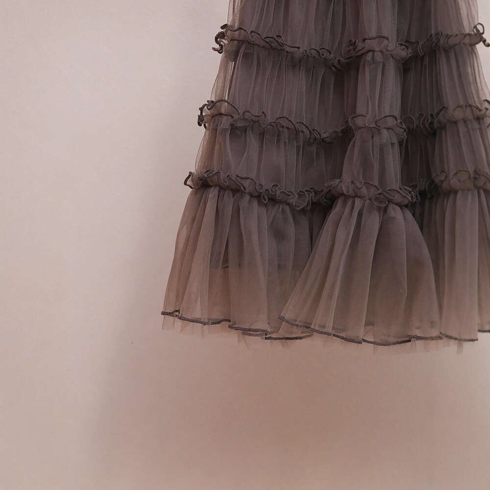 2026 designer high-end women's clothing autumn and winter new sweet style ruffle edge border mesh patch fluffy A12 cake skirt