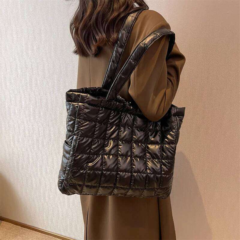 Winter Women Down Messenger Quilted Space Cotton Padded Tote Shoulder Bag Female Large Capacity Fluffy Top-handle Bags 2023 XJ260306