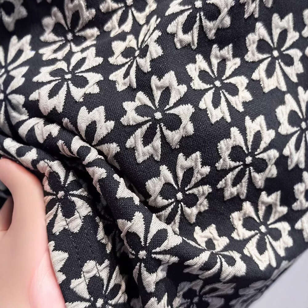 Light Luxury Trendy Houndstooth Men Loose Four-Quarter Beach Retro Casual Pants Men's Summer Sports Shorts Luanyun