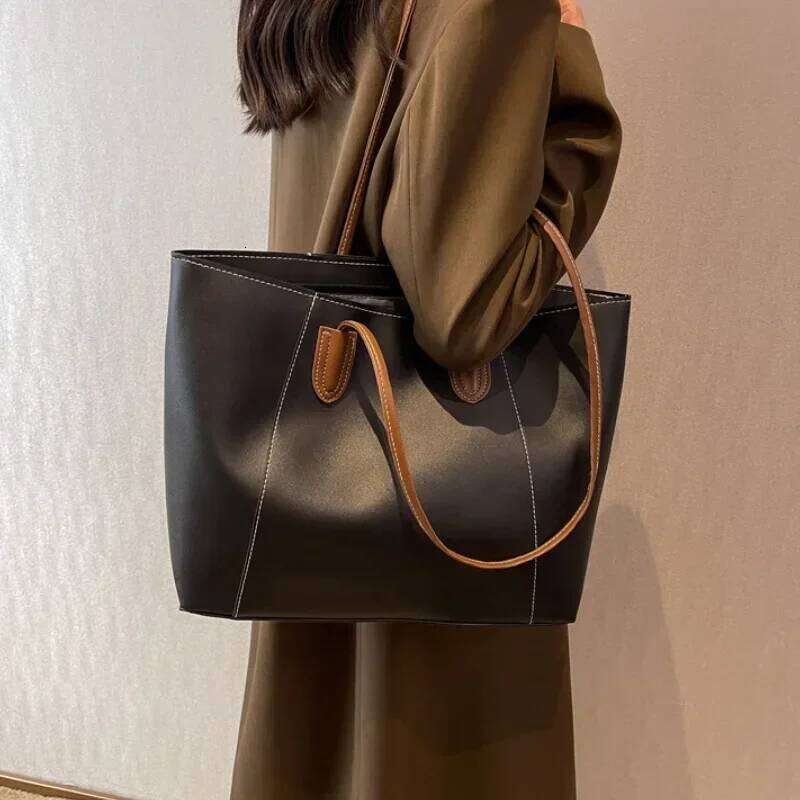 Hot Selling Light Luxury Sewing Thread Pu Zipper Handbag 2026 New Fashionable Women's Commuting Shoulder Tote Bag XJ260306