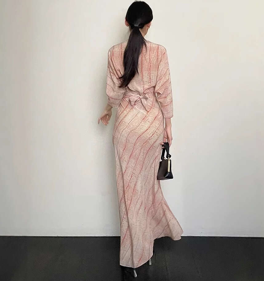 2026 Designer Women's Spring and Summer European and American Loose Fit Elegant Silk Printed Tie A13 Dress Dress