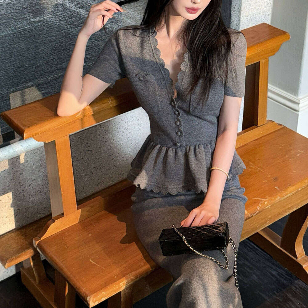 2026 Spring and Summer New Urban Commuter Slim Fit V-neck Short Sleeve Sexy Pencil A13 Style Long Dress
