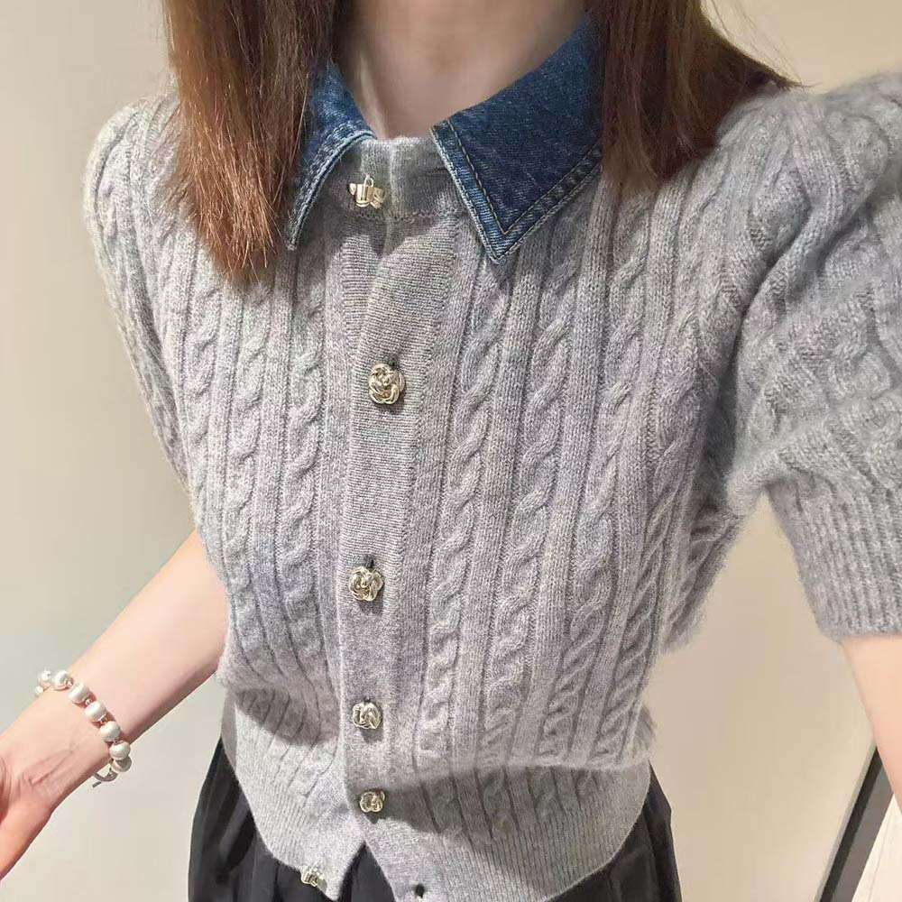 2026 Autumn/Winter New Collection with Cowboy Splicing, Detachable Collar, French Elegant Slimming Cut, and Slimming Short A12 Knitted Sweater