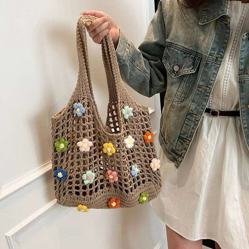 Women's Knitted Shoulder Bag Summer Pearl Handbag Ins Large Capacity Shopping Tote Woven Hollow Mesh Beach Bags Cool Girl XJ260306