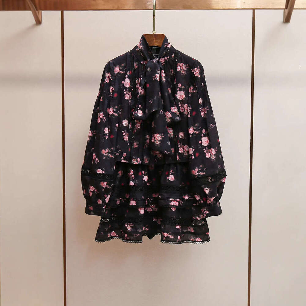 2026 designer high-end women's fashion new style French retro romantic print set tie waist short sleeved shirt skirt