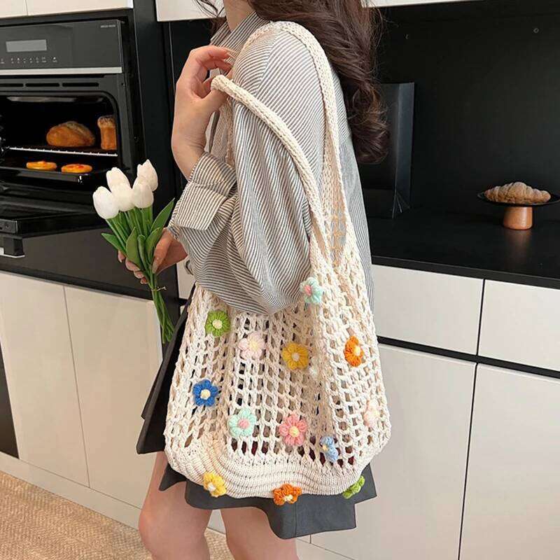 Women's Knitted Shoulder Bag Summer Pearl Handbag Ins Large Capacity Shopping Tote Woven Hollow Mesh Beach Bags Cool Girl XJ260306