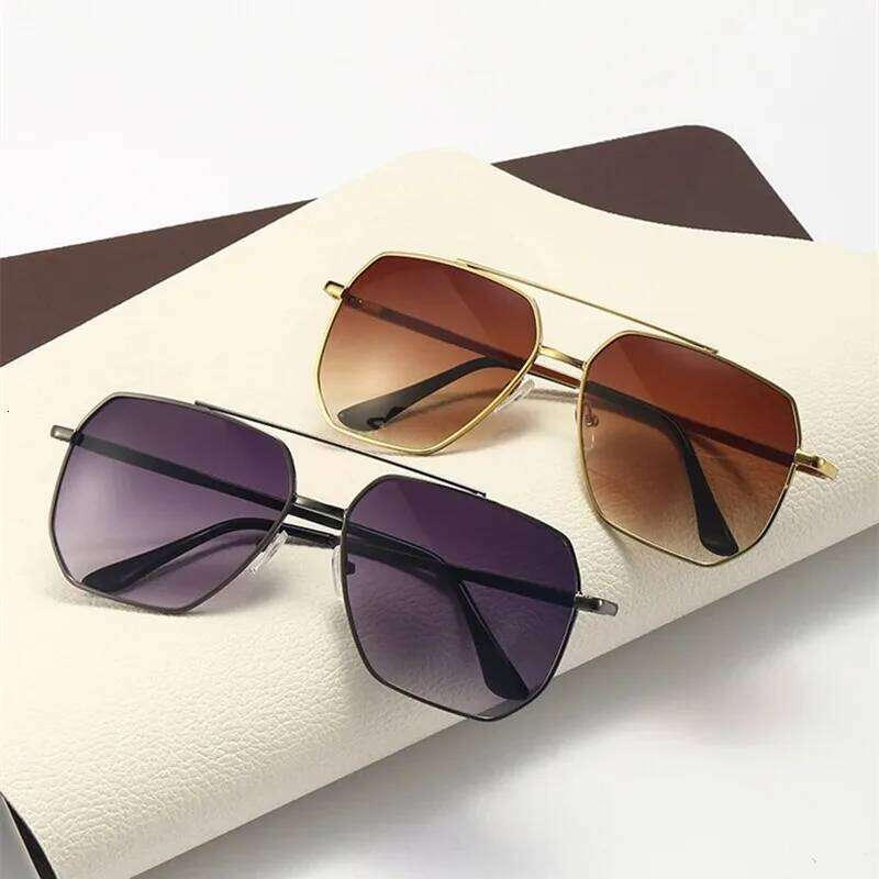 Fashion Men Sunglasses Pilot Classic Driving Sun Glasses Frame Mirror Leisure Fishing Business Men/women Eyeglass UV400 Z260306