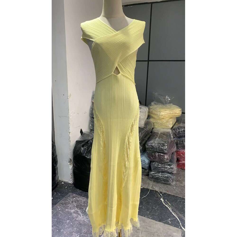 2026 Spring and Summer New Designer Women's Fashionable and Soft V-neck Hollow Long Knitted Dress