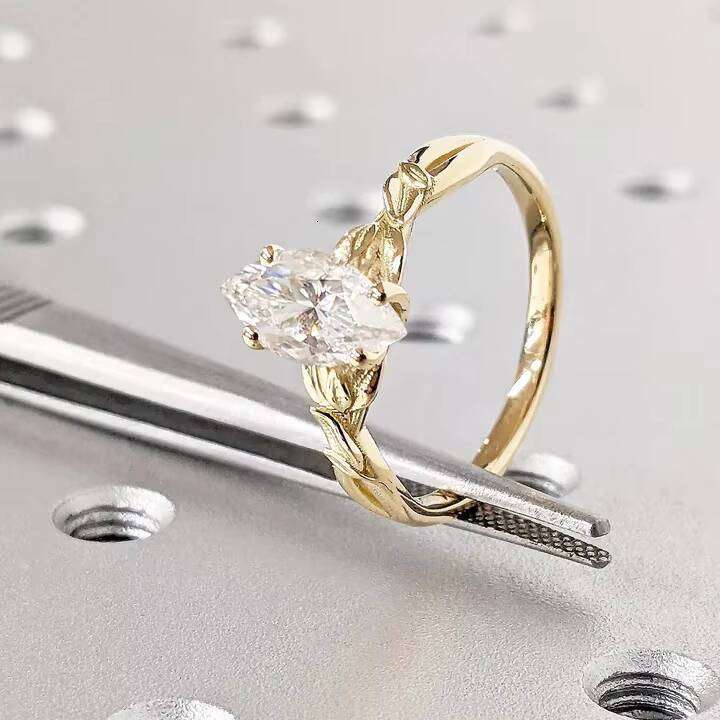 Unleash Your Sparkle Elisa Wholesale Presents VVS Moissanite Diamond Rings 10K 14K 18K Real Yellow Gold Engagement Wedding
