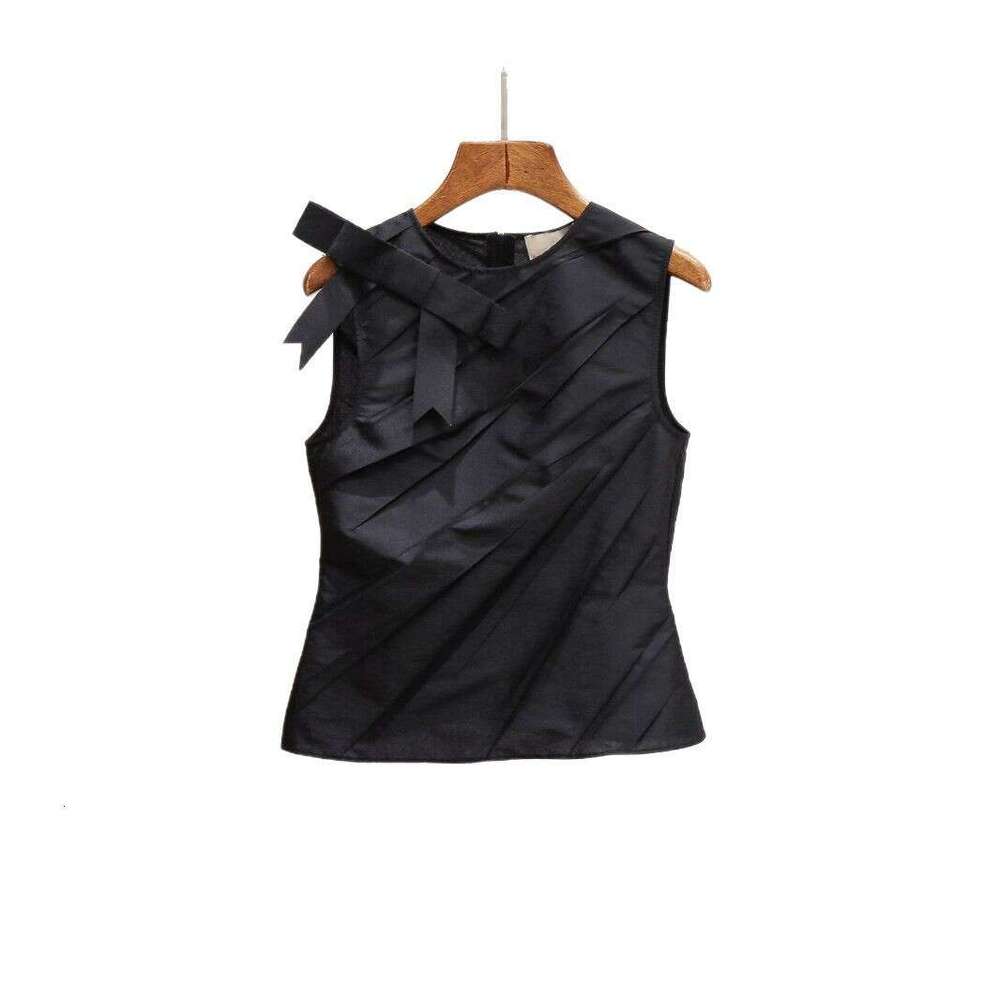 2026 high-end designer women's summer new retro French bow pleated sleeveless top