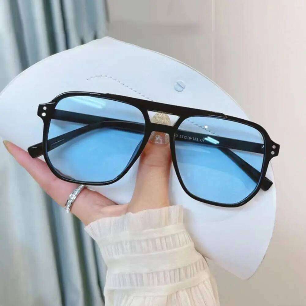 Punk Square Frame Anti-UV Beach Eye Protection Retro Sunglasses Travel Accessories Black Shades Glasses for women men Z260306