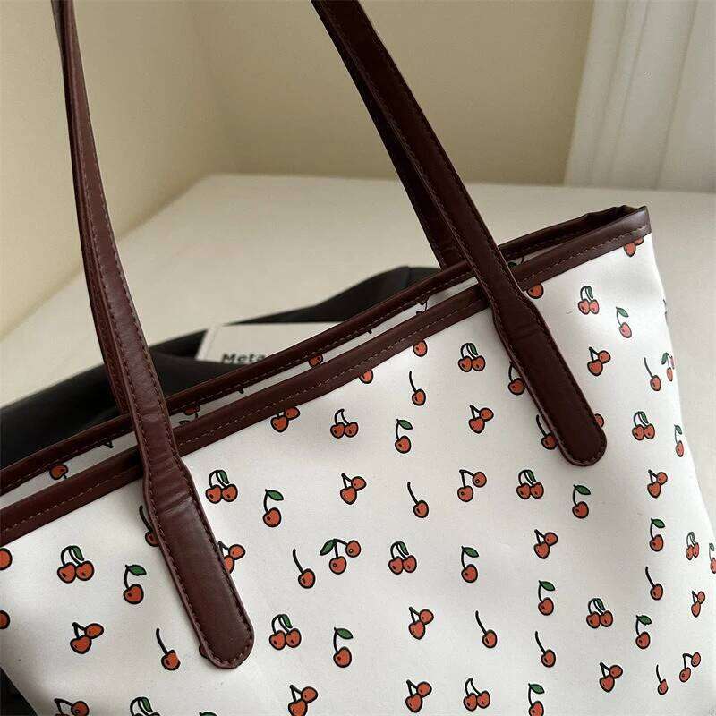 High-end and Stylish Large-capacity Women 2025 Fashionable Commuting Single-shoulder for College Students Tote Bag XJ260306