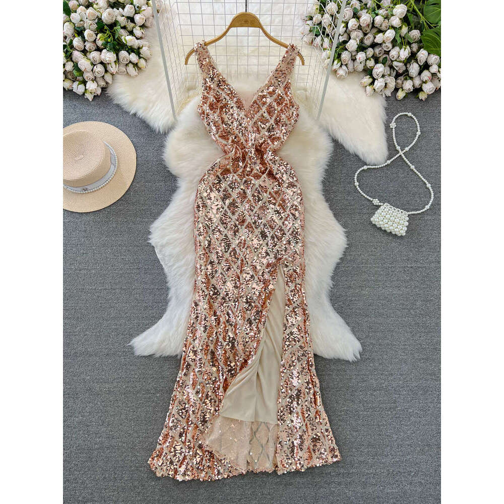 2026 Evening Dress Banquet Elegant Long Dress V-neck Waist Slimming Glitter Split and Tight Design