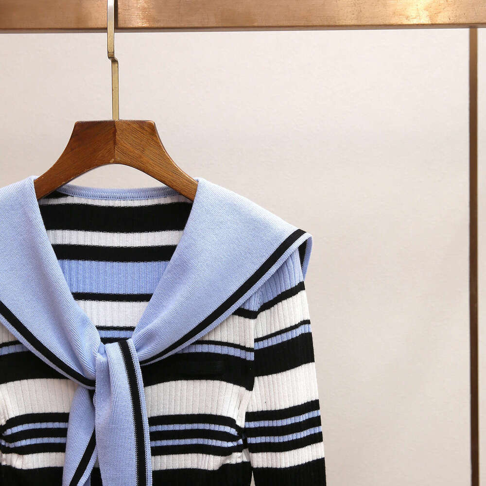2026 designer high-end women's clothing autumn and winter new Korean style age reducing navy blue collar drawstring slim striped knitted top