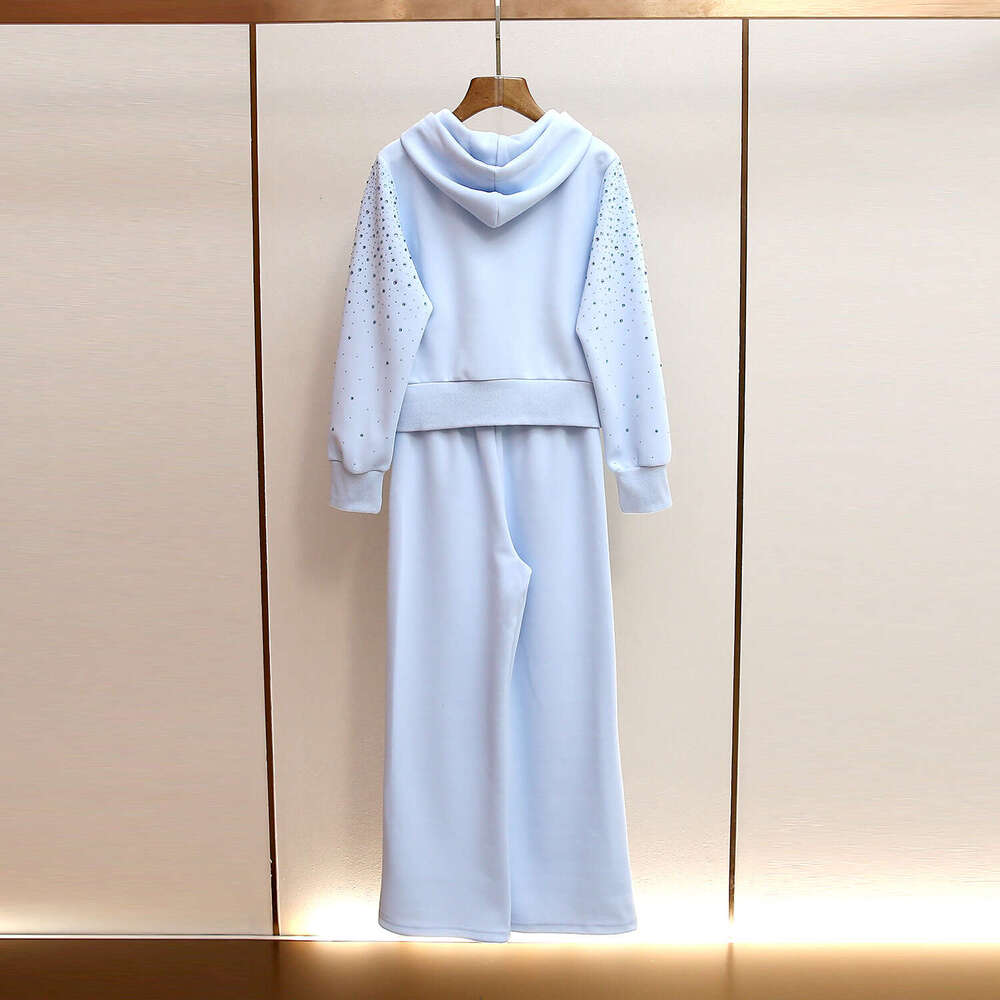 2026 high-end women's clothing autumn and winter new style French casual style retro A12 hooded sweatshirt wide leg pants rhinestone set