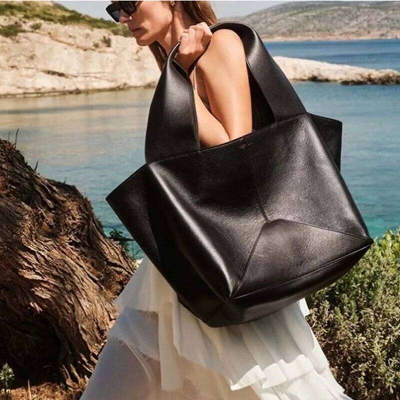 2025 Luxury Designer Suede Bucket Women's Shoulder Large Capacity Handbag Fashion Casual Versatile Tote Bag For Women XJ260306