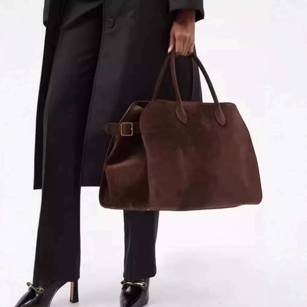 Women's Large Capacity Vintage Tote Bag -Brown Handbags Structured Snap Closure, Sturdy Handles for Work, Travel, Everyday Use XJ260306