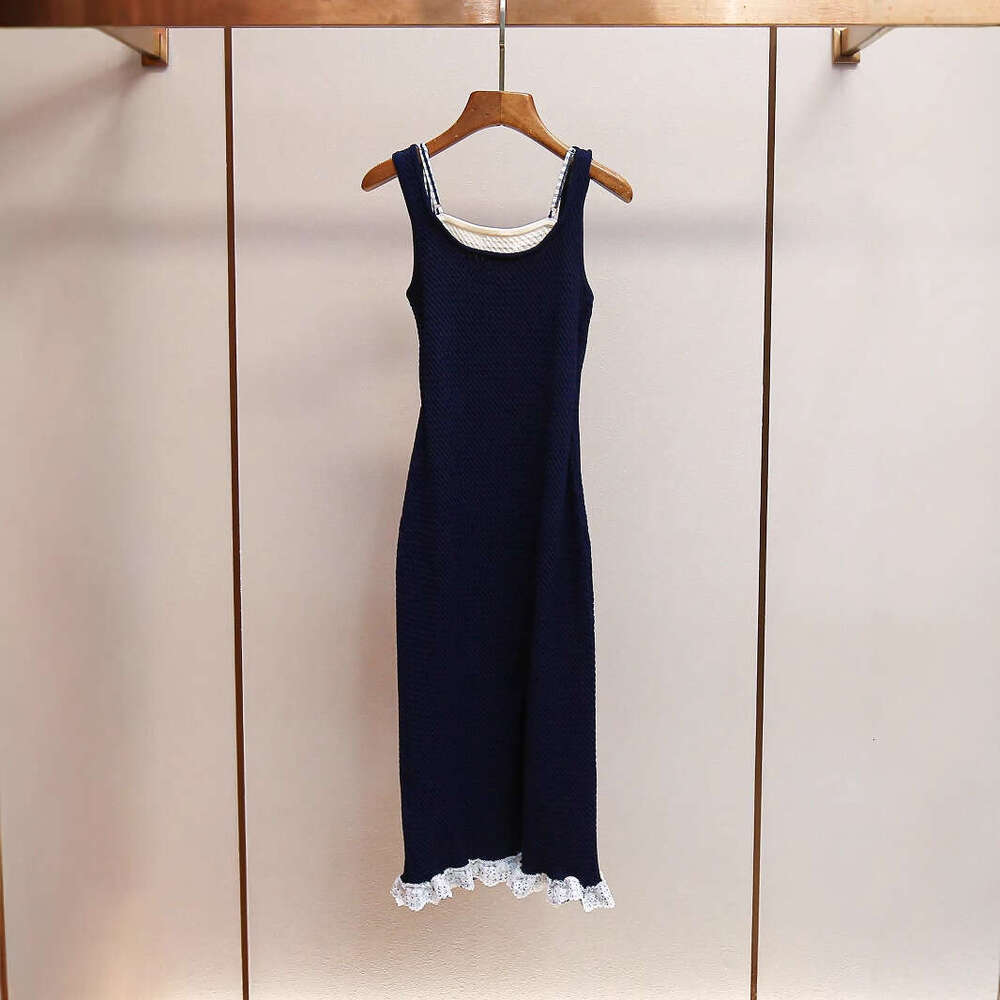 2026 high-end women's summer new French retro sexy elegant lace slim fit suspender dress