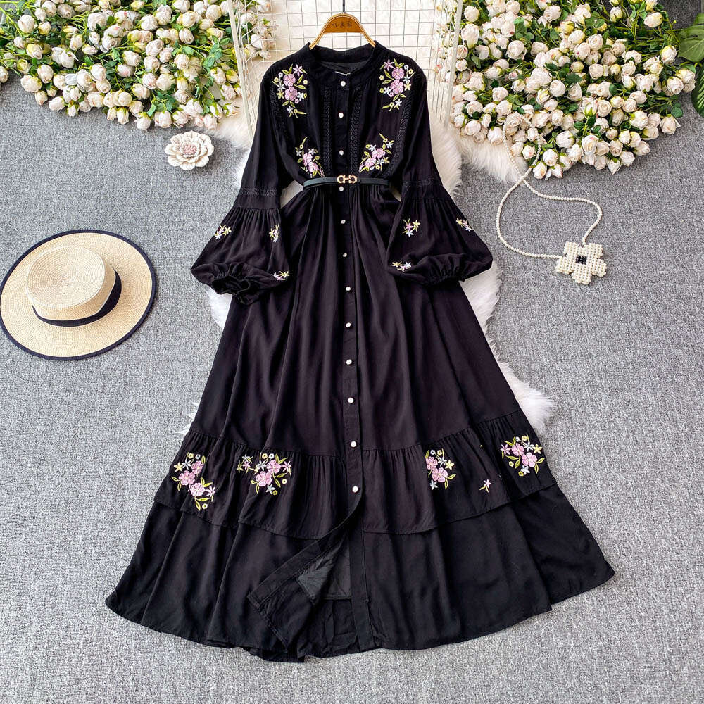 Designer ethnic style embroidered round neck women's lantern sleeve a20 new single breasted slim pleated long skirt