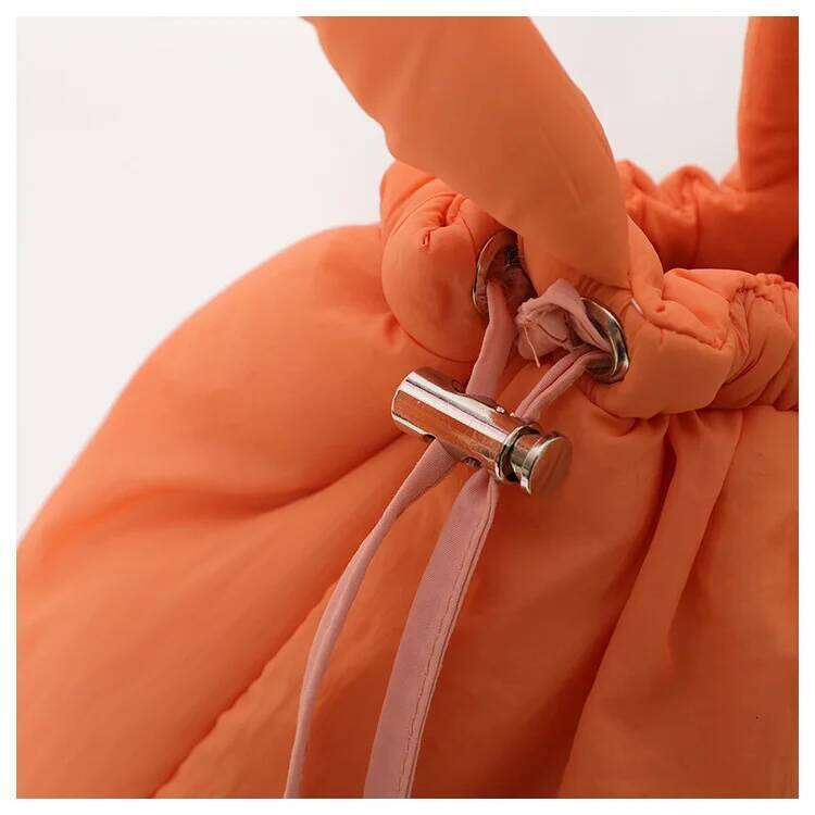 Casual nylon padded tote bag designer soft puffer women shoulder crossbody bags Simple Vintage large capacity handbags 2023 XJ260306