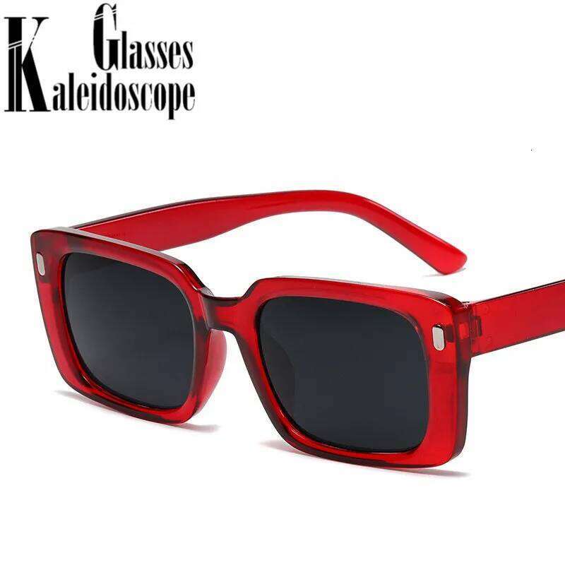 Classic Small Square Sunglasses Women Men Popular Red Rectangular Sun Glasses for Female Retro Hip Hop Shading Goggles UV400 Z260306