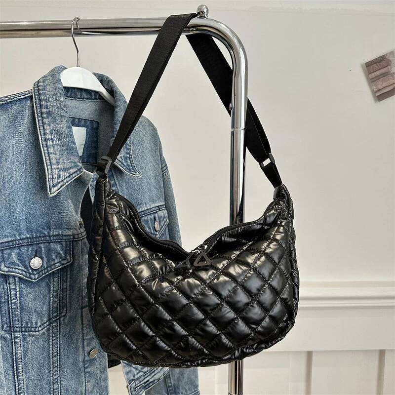 Space Cotton Shoulder Bag Fashion Hobo Crossbody Bags Lattice Pattern All-match Large Capacity Handbags for Women Commuting XJ260306